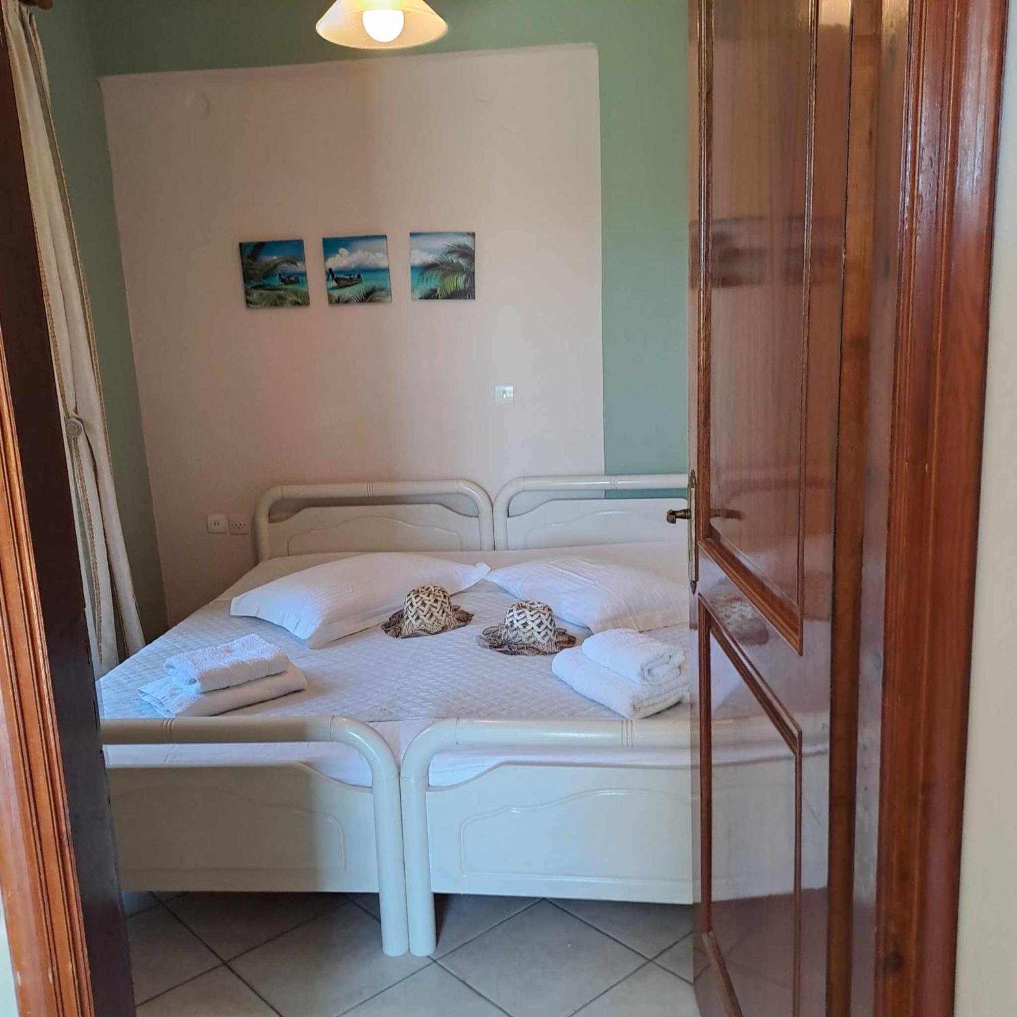 Lefkada Nikiana Two Bedroom Apartment 외부 사진